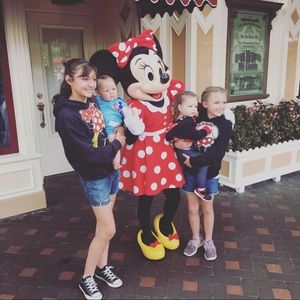 Meet your Posher, Trinity